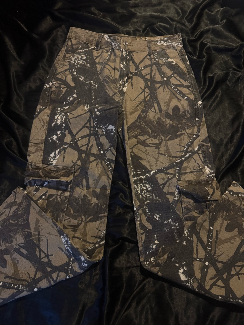 Women’s Camo Cargo Jeans